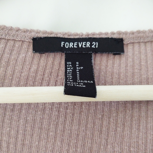 Dusty rose crop top - Picture 3 of 3